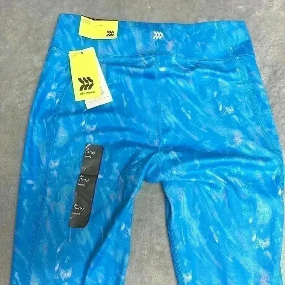 All in Motion - NWT - lettings. Size 14/16 - Picture 4 of 5